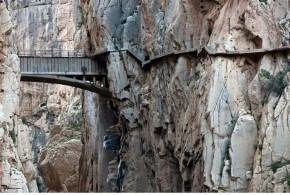 إعادة فتح أخطر ممشى على مستوى العالم في اسبانيا