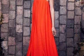 فساتين حمراء لسهرة رأس السنة