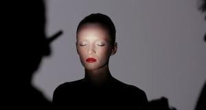 Nars-و-المكياج-الهندسي-5